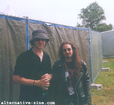 Wayne Hussey (The Mission) and Maor Appelbaum (Alternative-Zine.com) at EuroRock 2000 Festival, Belgium, August 2000